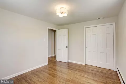 Bedroom - 21 Summit Rd, Malvern, PA 19355 photo 3 of 3