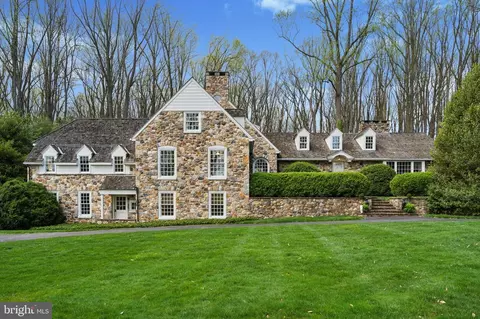 1071 Parkerville Rd, West Chester, PA 19382