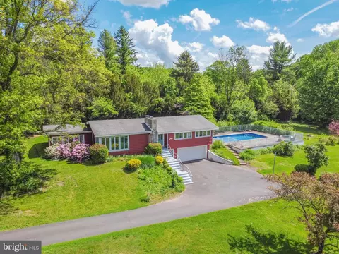 3260 Coventryville Rd, Pottstown, PA 19465