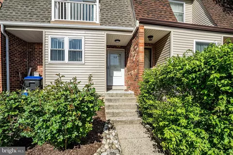 82 Kelmar Ave, Malvern, PA 19355