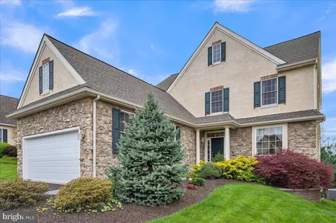 345 Carlisle Dr, Avondale, PA 19311