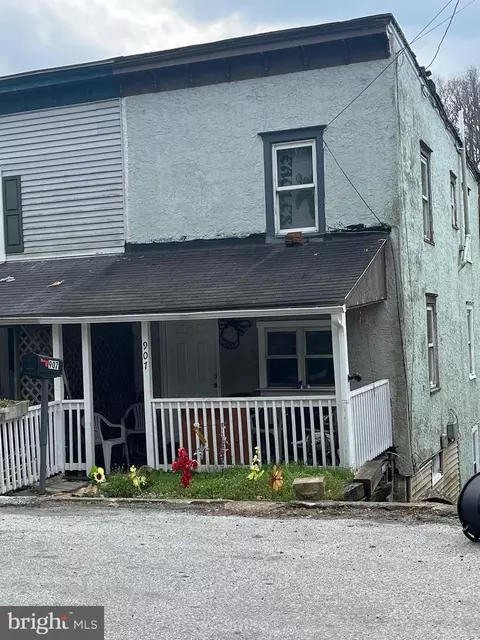 907 Wagontown Rd, Coatesville, PA 19320