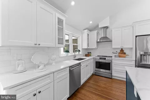 Kitchen - 722 Upper Gulph Rd, Wayne, PA 19087 photo 4 of 4