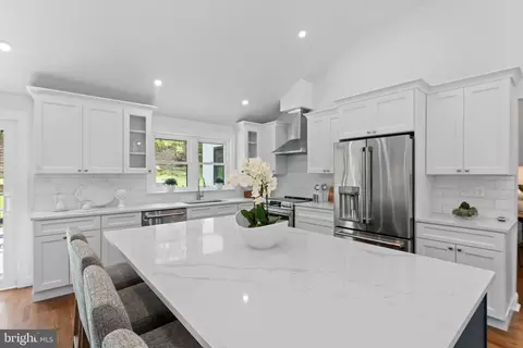Kitchen - 722 Upper Gulph Rd, Wayne, PA 19087 photo 3 of 4