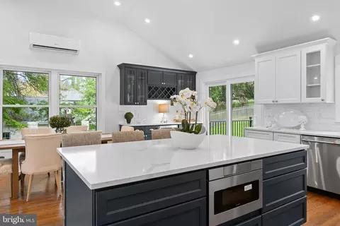 Kitchen - 722 Upper Gulph Rd, Wayne, PA 19087 photo 1 of 4
