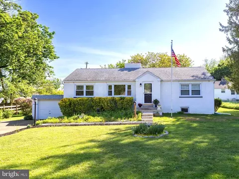 546 Fernhill Rd, West Chester, PA 19380