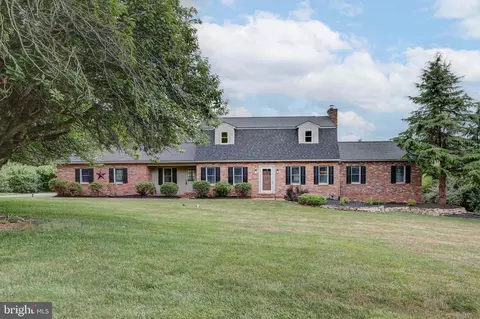 128 Carriage Run Rd, Lincoln University, PA 19352