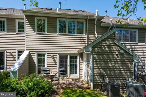 Exterior - 6 Cabot Dr, Chesterbrook, PA 19087 photo 2 of 4