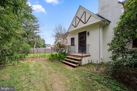 1058 Lenape, West Chester, PA 19382