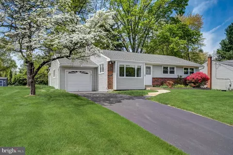 107 Andover Dr, Exton, PA 19341 photo 3