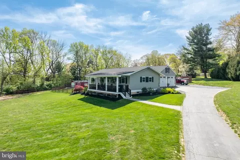 1519 Walton Dr, Downingtown, PA 19335