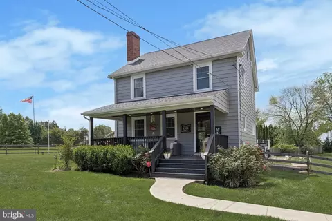 1304 Burke Rd, West Chester, PA 19380