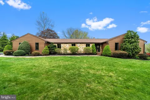 825 William Thomas Dr, Kennett Square, PA 19348