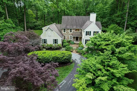 Exterior - 30 Sapling Dr, Kennett Square, PA 19348 photo 2 of 11