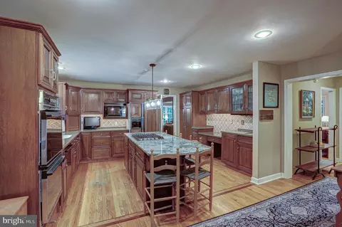 Kitchen - 30 Sapling Dr, Kennett Square, PA 19348 photo 3 of 3