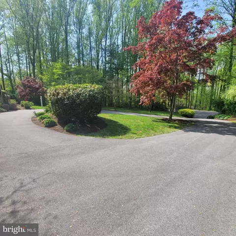 Exterior - 30 Sapling Dr, Kennett Square, PA 19348 photo 3 of 11