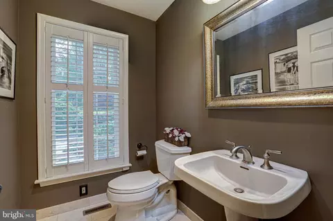 Bath - 30 Sapling Dr, Kennett Square, PA 19348 photo 1 of 5