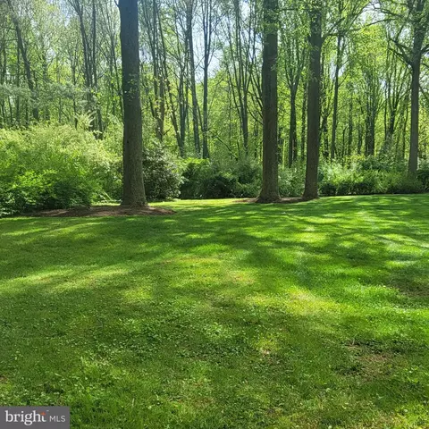Exterior - 30 Sapling Dr, Kennett Square, PA 19348 photo 11 of 11