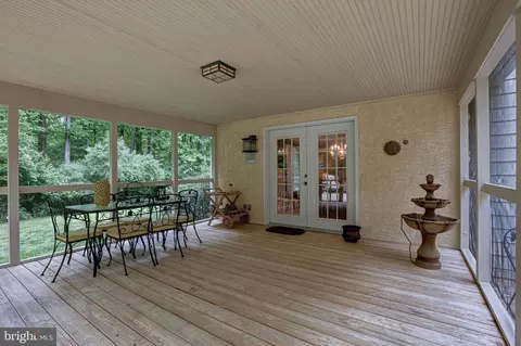 Exterior - 30 Sapling Dr, Kennett Square, PA 19348 photo 6 of 11