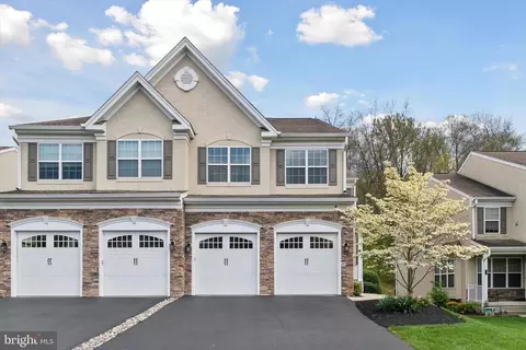 2607 Rockledge Ct, Chester Springs, PA 19425