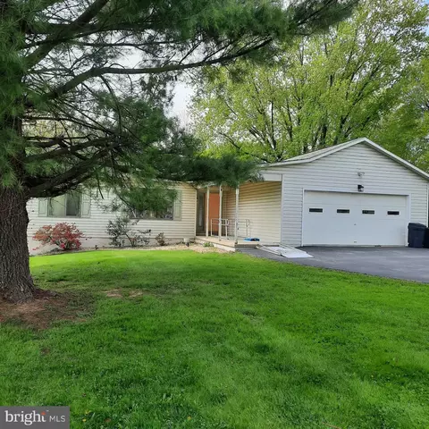 598 5th Ave, Parkesburg, PA 19365