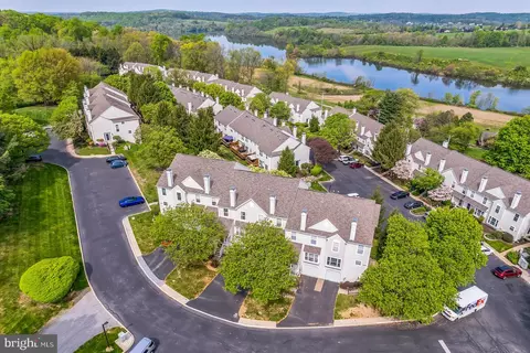 2206 Mallard Ln, Downingtown, PA 19335