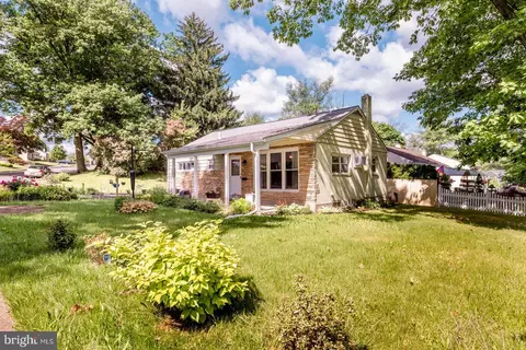 1200 Monroe Ave, Phoenixville, PA 19460