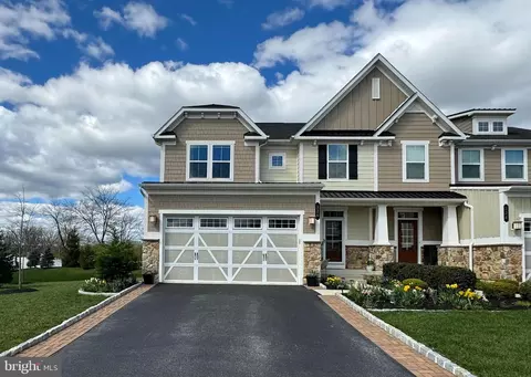 326 Quarry Point Rd, Malvern, PA 19355