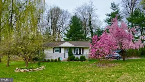 170 Valleyview Dr, Exton, PA 19341