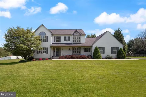 3 Laura Ln, Lincoln University, PA 19352