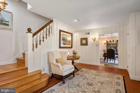 Entry Way - 336 Chester Rd, Devon, PA 19333 photo 2 of 4