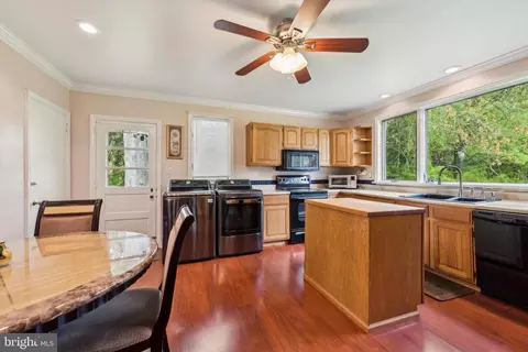 2 Rustic Ln, Malvern, PA 19355 photo 9