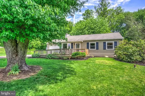 32 Andover Rd, Glenmoore, PA 19343