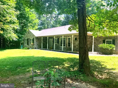 1430 Telegraph Rd, Honey Brook, PA 19344