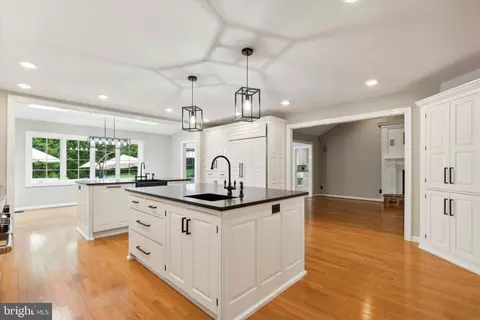 553 Tanglewood Ln, Devon, PA 19333 photo 8