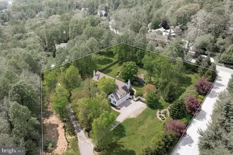 2000 Well Springs Ln, Malvern, PA 19355