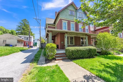 313 N Walnut St N, West Chester, PA 19380