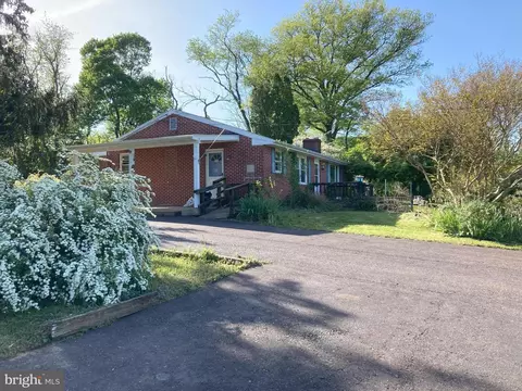 614 Wall St, Phoenixville, PA 19460