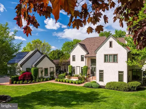 425 Freedom View Ln, Valley Forge, PA 19481