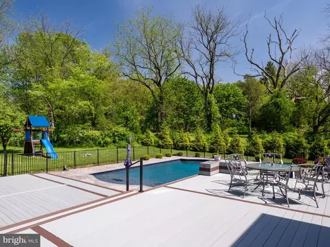 Exterior - 101 Stonepine Dr, Kennett Square, PA 19348 photo 7 of 11