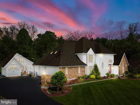 Exterior - 101 Stonepine Dr, Kennett Square, PA 19348 photo 3 of 11