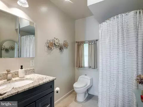 Bath - 101 Stonepine Dr, Kennett Square, PA 19348 photo 8 of 8