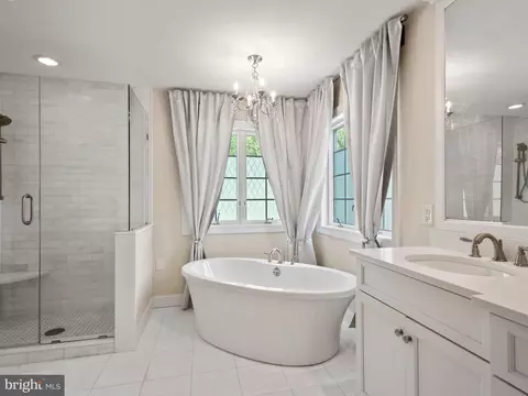 Bath - 101 Stonepine Dr, Kennett Square, PA 19348 photo 2 of 8