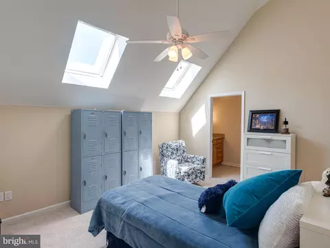Bedroom - 101 Stonepine Dr, Kennett Square, PA 19348 photo 7 of 10