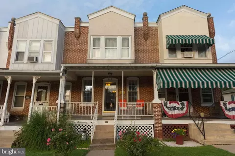 323 Buchanan St, Phoenixville, PA 19460