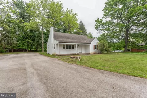 5 Plane Tree Ln, Phoenixville, PA 19460
