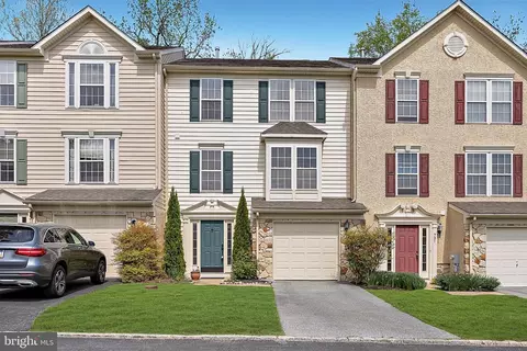 730 Mccardle Dr, West Chester, PA 19380
