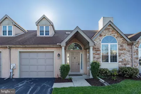605 Westridge Ct, Phoenixville, PA 19460