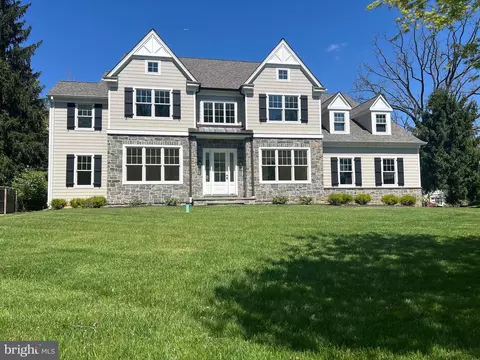249 Dogwood Ln, Berwyn, PA 19312