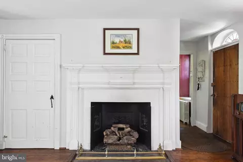 38 Old Lancaster Rd, Devon, PA 19333 photo 7